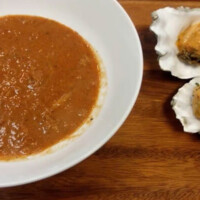 Fine Kettle crab soup oysters