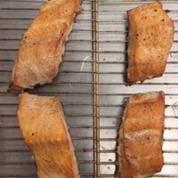 Fine Kettle grilled fish steaks