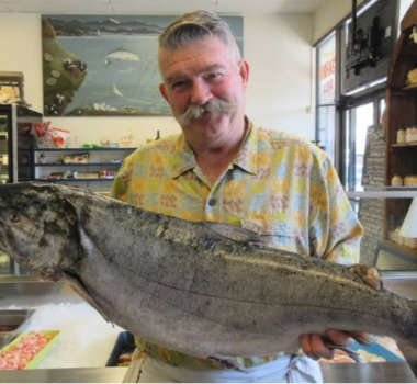 Fine Kettle o Fish Bob holding large one